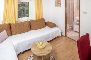 Family friendly house with a swimming pool Zastrazisce, Hvar - 23743