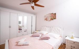 Family friendly house with a swimming pool Zastrazisce, Hvar - 23743