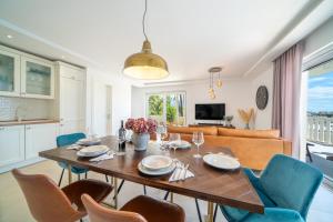 Family friendly house with a swimming pool Sumartin, Brac - 23765