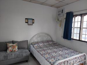 AffordaGuestRoom by Rina