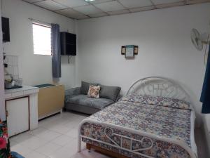 AffordaGuestRoom by Rina
