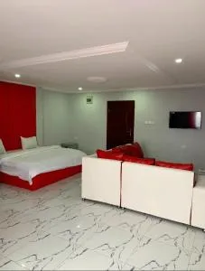 Grandbay Hotel and Shortlet - Ado