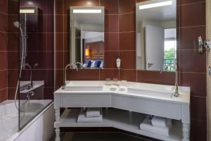Hotels Renaissance Paris Hippodrome de St. Cloud Hotel : photos des chambres