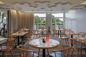 Hotels Renaissance Paris Hippodrome de St. Cloud Hotel : photos des chambres