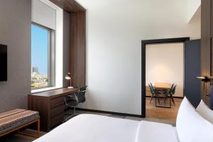 Aloft Al Mina, Dubai Jumeirah