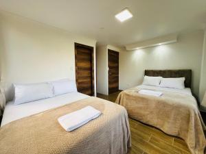 Serenity Cottage 2 Bedroom 3 Bath