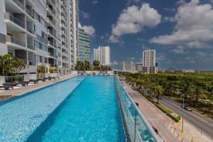 Laguna Vista Cancun Panama Torre Malecon