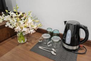 SimPly Stay Fishermans Village