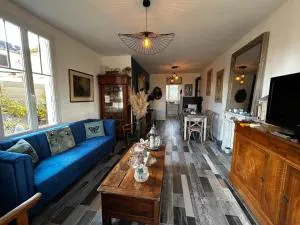 Charmante Maison 2 Chambres, Jardin et WIFI à La Roche-Posay - FR-1-541-158 - 克勒兹河畔伊泽尔