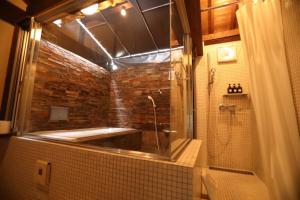 ハンドインハンド 岡山後楽園まで徒歩約5分