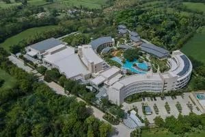Courtyard by Marriott Aravali Resort - Pīrthala