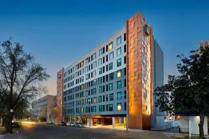 AC Hotel by Marriott Sacramento - 西萨克拉门托