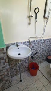 Peoples lodge and restaurant