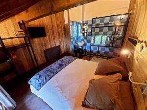 Chalet 5* au pied des pistes avec spa et sauna - FR-1-267-308