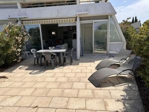 Appartement 3 pièces, terrasse privée, 6 personnes à Port Camargue - FR-1-731-120