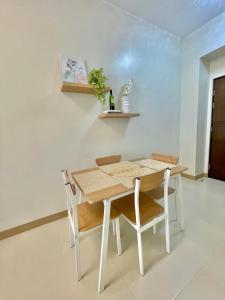 Minimalist Executive Studio at The Palladium