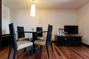 New Town Resort Suites at Pyramid Tower