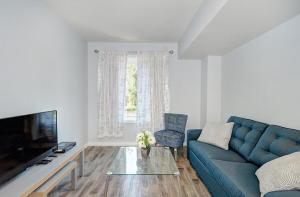 Luxurious Condo with Balcony in Kitchener - Ubytování bez kategorie ve městě Kitchener