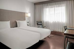 Standard Twin Room room in AC Hotel by Marriott Porto
