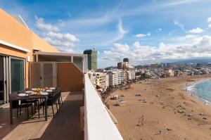 Apartment Las Canteras Nautilus 8D by VillaGranCanaria