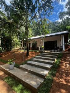 Mount Villa Unawatuna