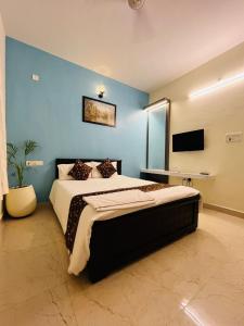 The Forest Creek by Living Circle