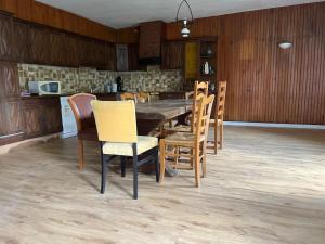Maisons de vacances Grande Maison de Campagne proche de Carhaix : photos des chambres