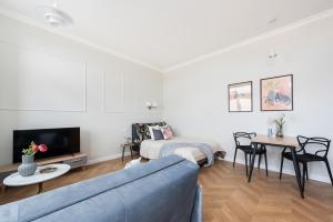 Azure Haven Old Town Apartament