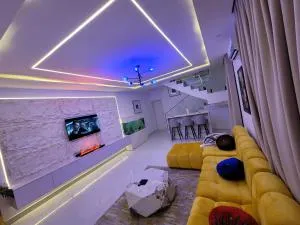 New 3 Bedrooms Luxury Apartment In Ikeja - Aguda