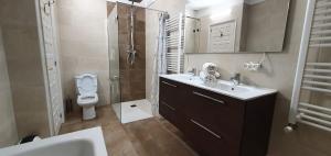 Beautiful villa with swimming pool