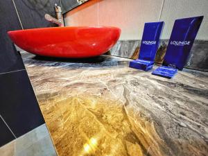 Deluxe Double Room room in Lounge Hotel