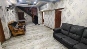 Pearl Home stay