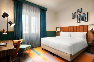 Queen Room - Gioia room in Four Points by Sheraton Milan Center