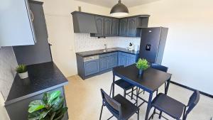 La Comète 4 Bedroom WiFi TV