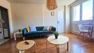 Appartements La Comete 4 Bedroom WiFi TV : photos des chambres