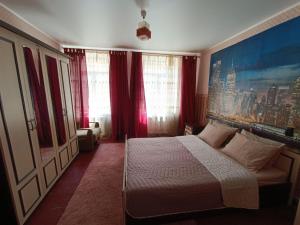 Трехкомнатная квартира улица Большая Морская 57