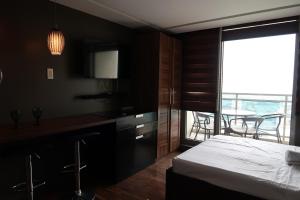 Metrocity Azure Beach Resort