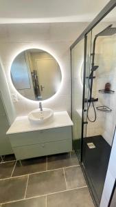 Appartements T2 moderne avec piscine, tennis et garage : photos des chambres