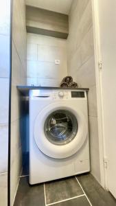 Appartements T2 moderne avec piscine, tennis et garage : photos des chambres