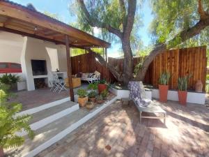 Mountain View - The Little Gem