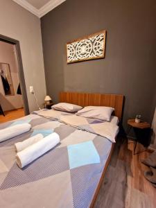 Closer "Egnatia Studio 5"