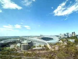 Olympic Park Gem 2 bedroom condo -Pool Gym Parking - Auburn