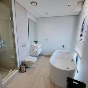 Ellipse Waterfall luxurious and modern apartment