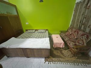 Cosy Homestay 600m from Kumbh No Vehicle Zone