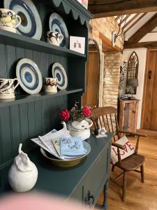 3 BEDROOM 5* BARN CONVERSION COTSWOLDS