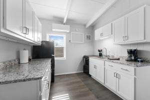 SC4- Silver Cove 4 condo