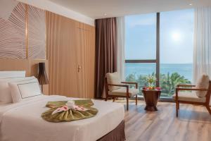 Starcity Hotel & Condotel Beachfront Nha Trang