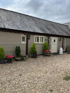 3 BEDROOM 5* BARN CONVERSION COTSWOLDS - 查尔伯里