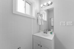 SC7- Silver Cove 7 condo