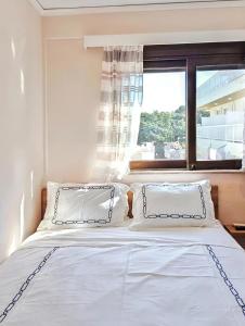 7-Modern city center studio with sea view!